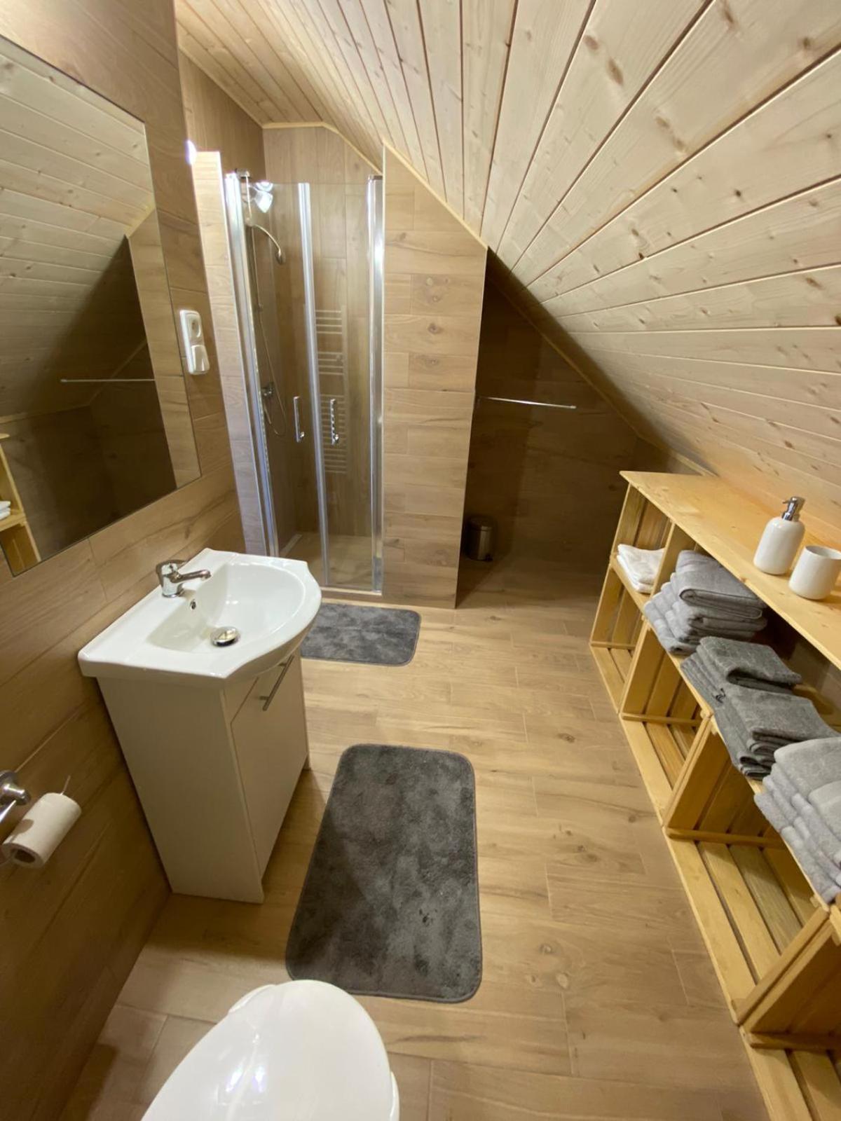 Ubytovani S Wellness Dolni Dobrouc Buitenkant foto