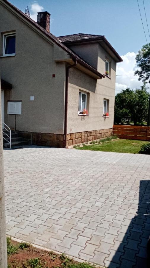 Ubytovani S Wellness Dolni Dobrouc Buitenkant foto